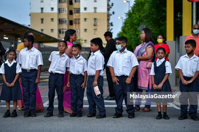 Kesejahteraan dalam Pendidikan Malaysia Madani - Provided by Justeru langkah Kementerian Pendidikan Malaysia yang mengambil keputusan untuk tidak memulakan sesi persekolahan dengan kelas akademik ...